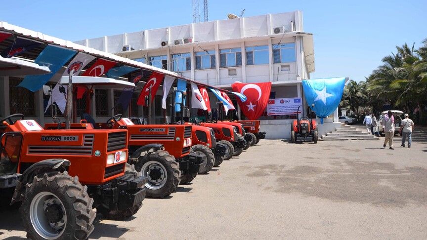 Somali, Türkiye'den modern tarım ekipmanları aldı