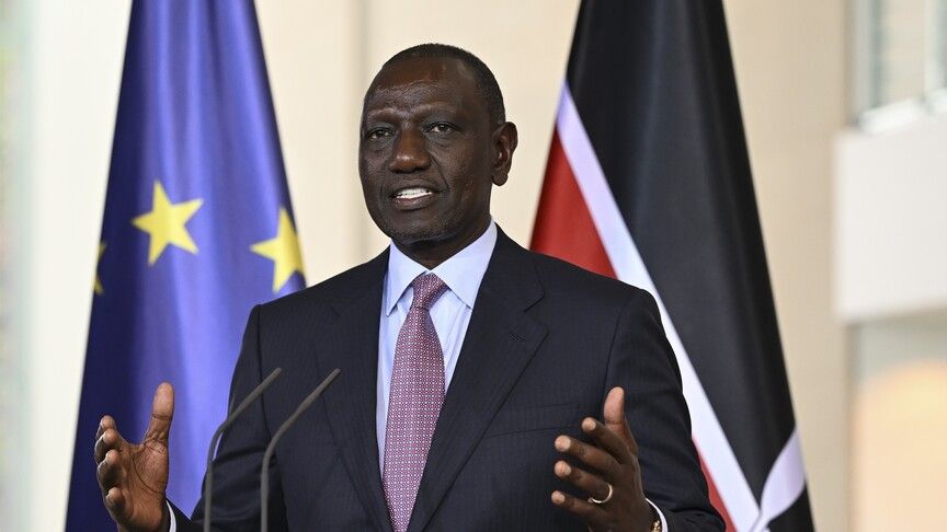 Kenya Cumhurbaşkanı: Doğu Afrika'nın en büyük rafinerisi Lamu'da ilerleyecek