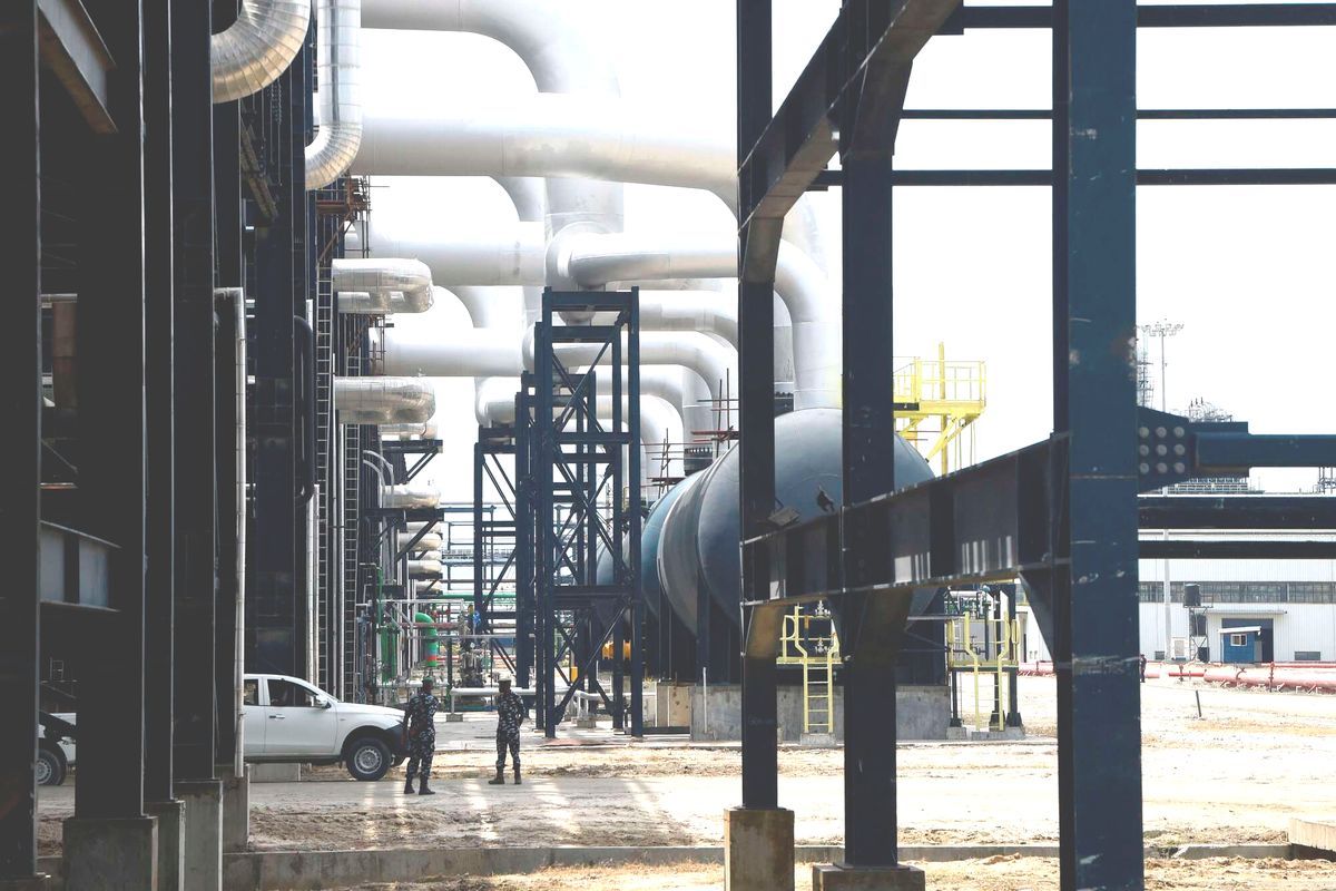 Dangote Petrol Rafinerisi'nin Lamu'da Hayata Geçirilmesi İçin Yasal Süreç