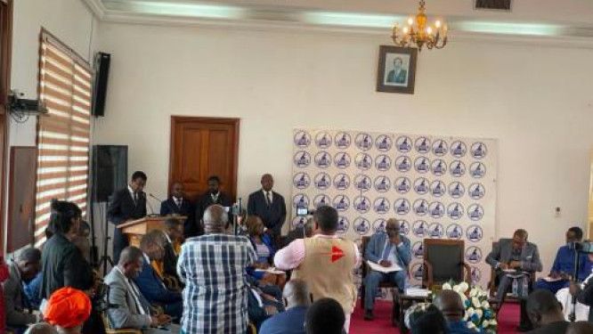 Kamerun'un yeni küçük işletme vergisi belediyelere 15 milyar CFA sağladı.