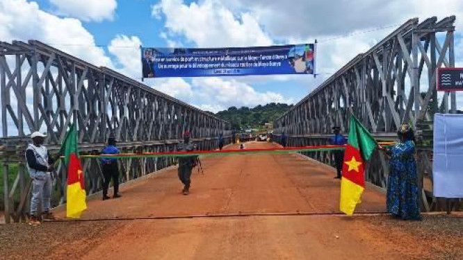 Kamerun, Bölgesel Yolda Mayo Taram Köprüsü'nü Açtı