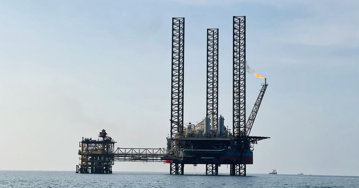 Angola, Azule Energy'nin büyük açık deniz projesini onaylamasıyla 5,1 milyar dolarlık petrol yatırımı aldı.