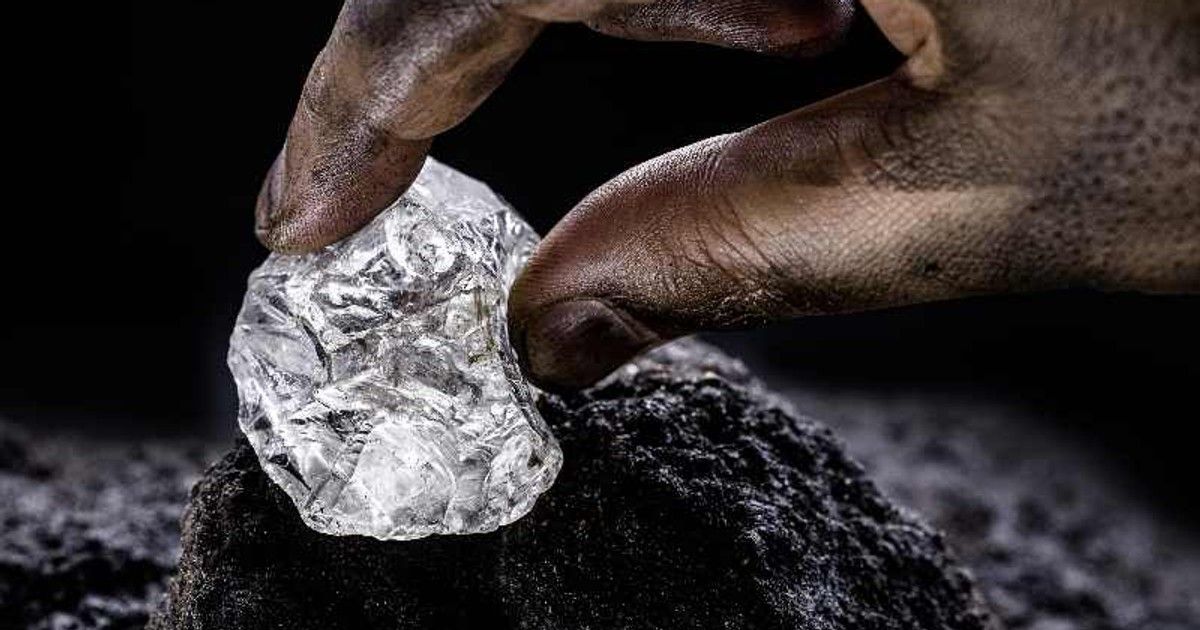 Zimbabve, 2027'de konsantre ihracatını yasaklamadan önce lityumu yerel olarak işlemek istiyor.