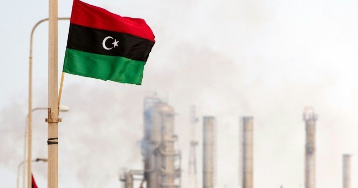 Libya petrol sektörü, ana gelir kaynağı, iki rakip şirket tarafından yönetiliyor.