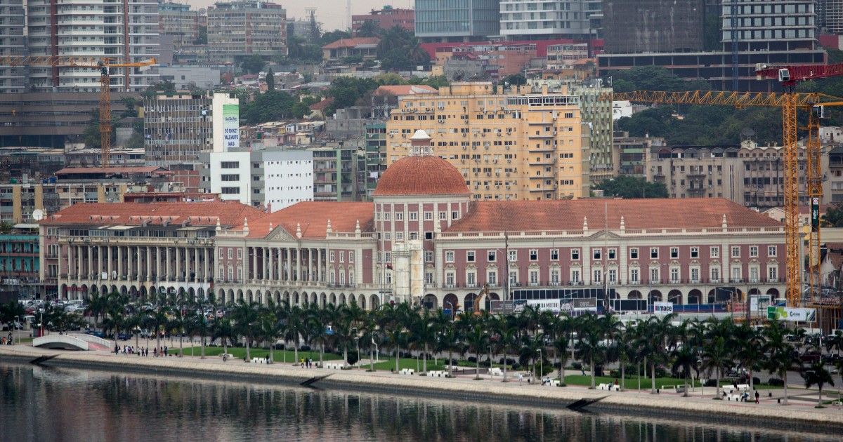 Angola'nın merkez bankası Çin yuanını onayladı.