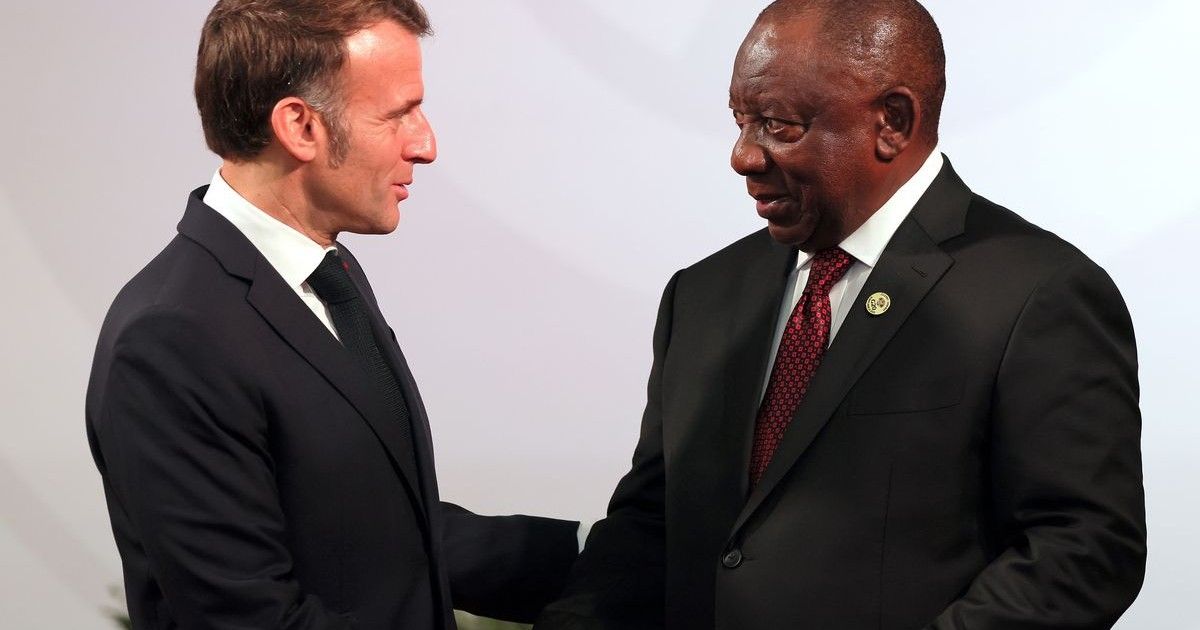 Güney Afrika Cumhurbaşkanı Ramaphosa, Fransa Cumhurbaşkanı Macron ile görüşüyor.