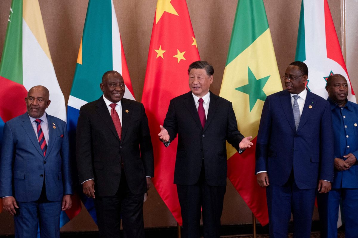 Çin Lideri Xi Jinping ve Güney Afrika Lideri Ramaphosa BRICS Zirvesi'nde