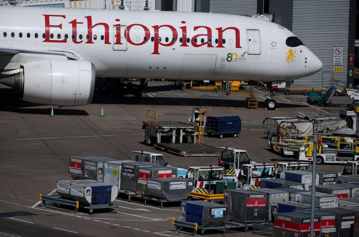 Etiyopya Havayolları uçağı Manchester Havalimanı'nda.