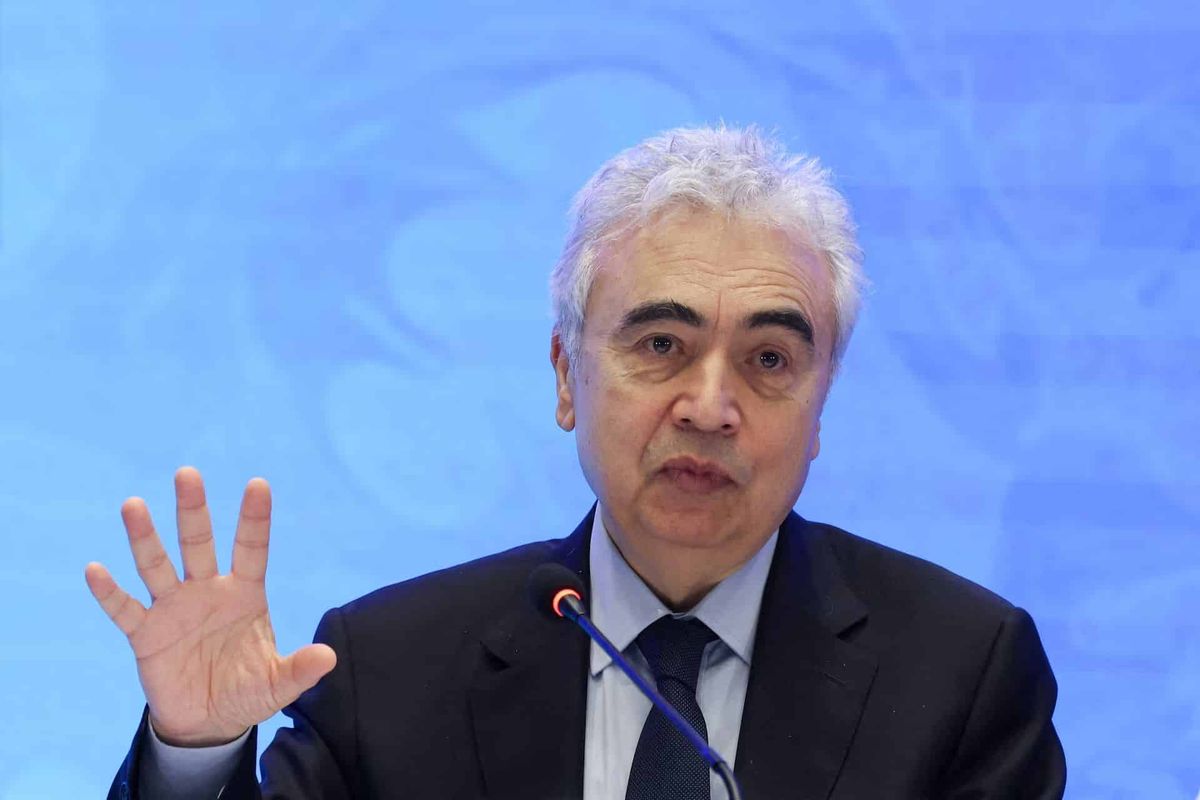 IEA Başkanı Fatih Birol, İstanbul'da basın toplantısında konuşuyor.