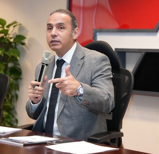 Madbouly Kahire Havalimanı Terminal 4 projesini inceliyor