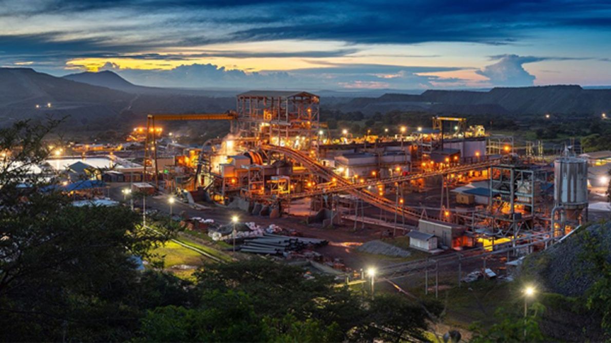 AngloGold, devletler ve ortaklar payını artırınca 1,08 milyar dolar fazla kazandı.