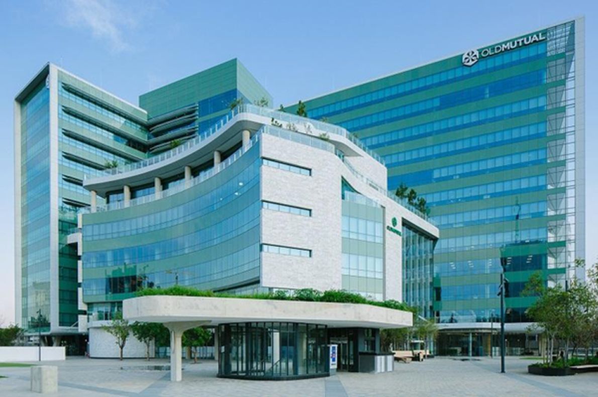 Güney Afrika'nın Old Mutual'ının 6 milyon doları kaldı.