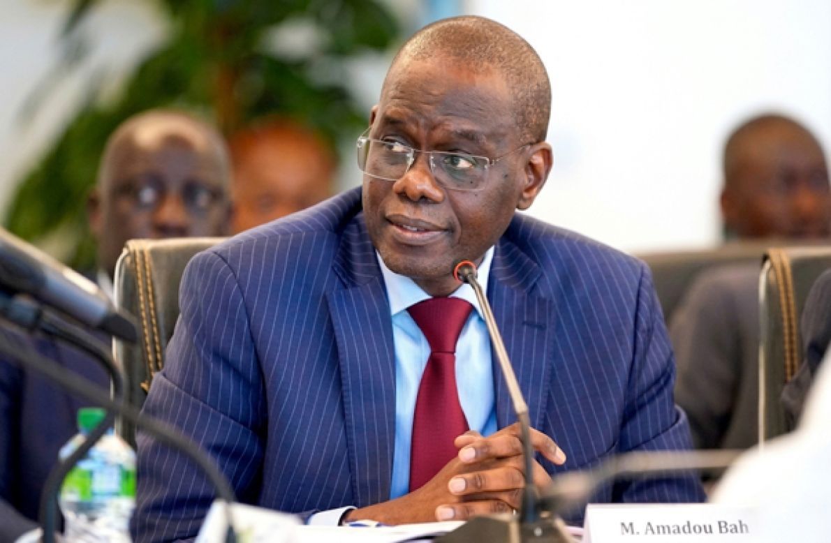 Senegal, yasal riskler artarken 30 madencilik anlaşmasını yeniden müzakere ediyor