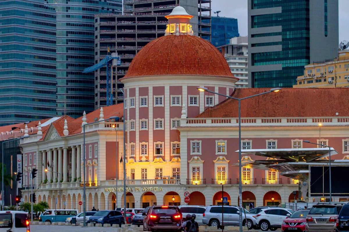 Angola'nın Döviz Rezervleri 2026'nın İkinci Çeyreğinde 15 Milyar Dolara Yaklaştı