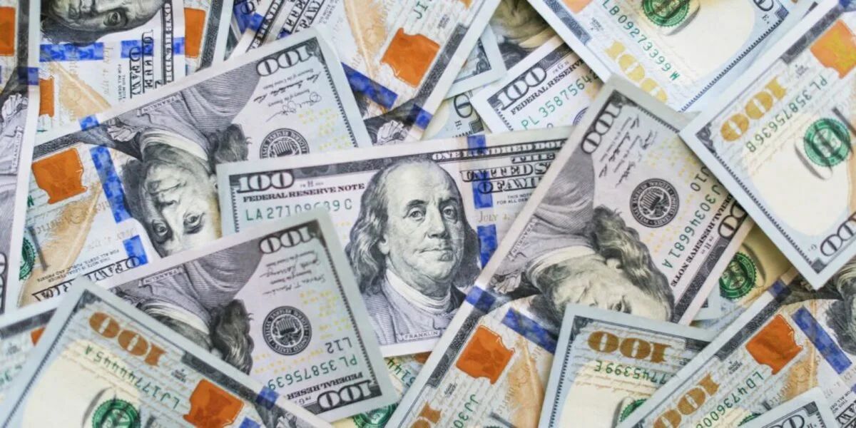 Nijerya'nın döviz rezervleri 7 günde 114 milyon dolar azaldı.