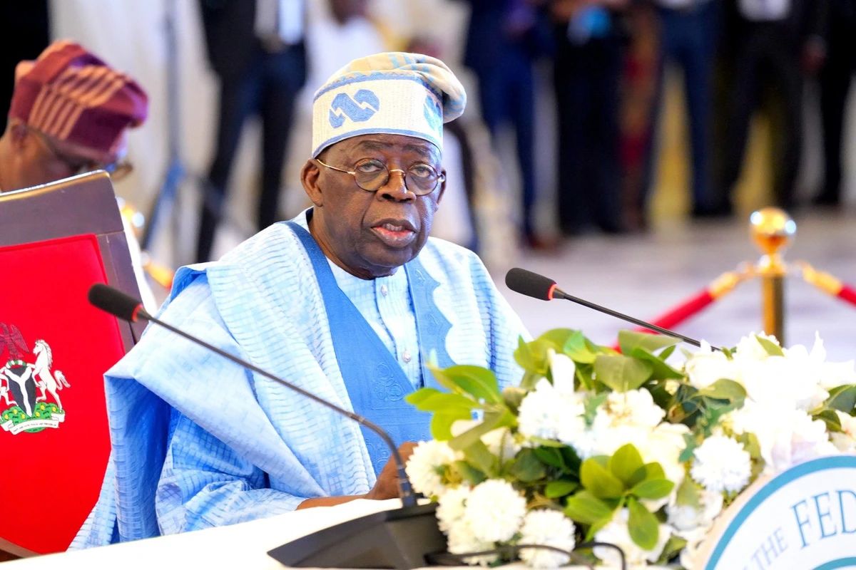 Tinubu 20 yıl sonra Nijerya gemi fonunu serbest bıraktırdı